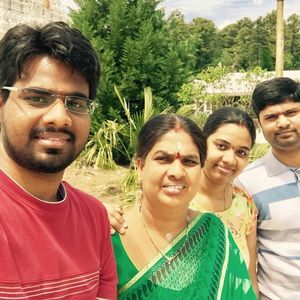 Meet your Posher, Dinesh